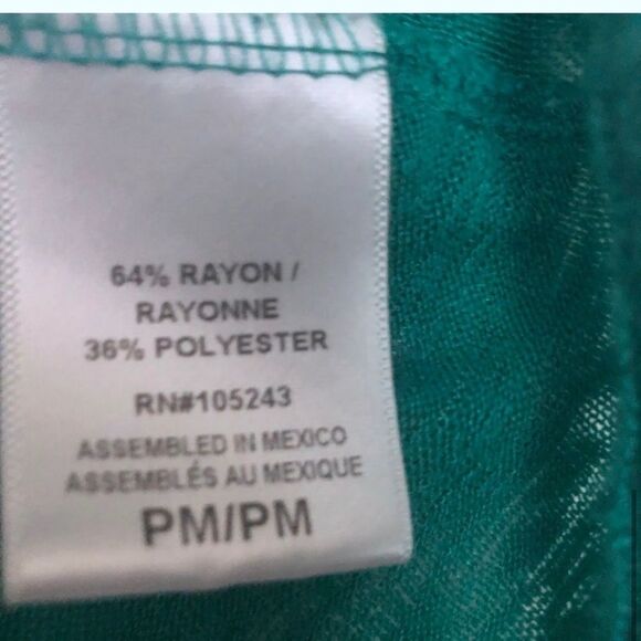 Bobeau Jessica Twist Hem Slub Tee - Picture 4 of 4